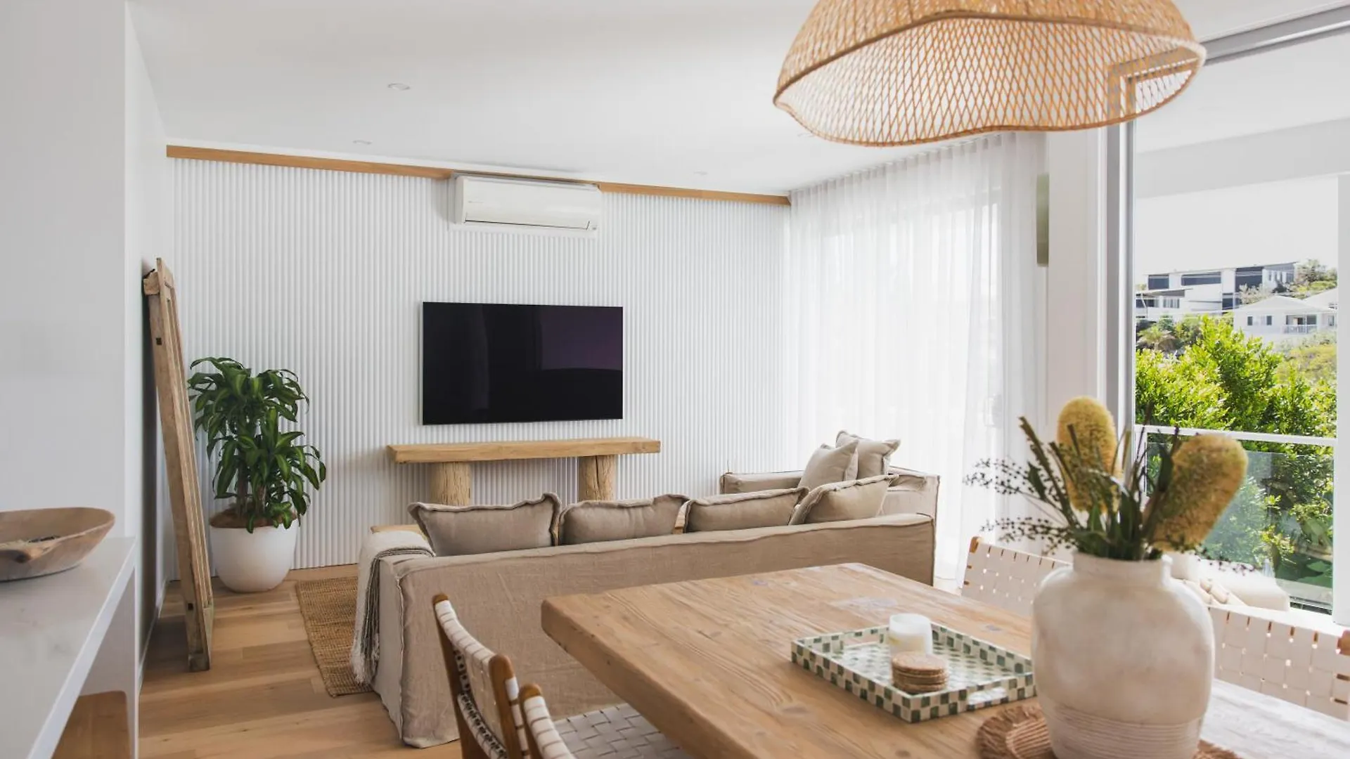 Stylish Noosa Home, Steps To The Beach! Sunshine Beach Dom wakacyjny