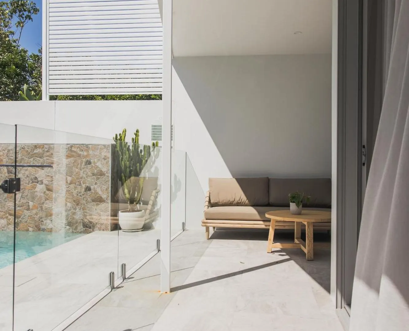 Dom wakacyjny Stylish Noosa Home, Steps To The Beach! Sunshine Beach